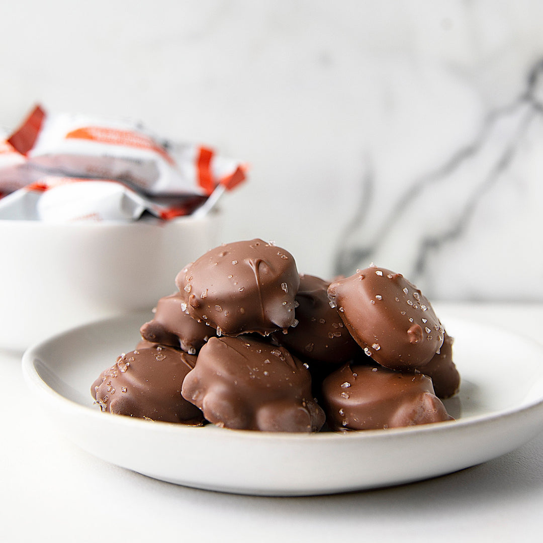 Sanders Milk Chocolate Sea Salt Caramel Pecan Clusters Tub